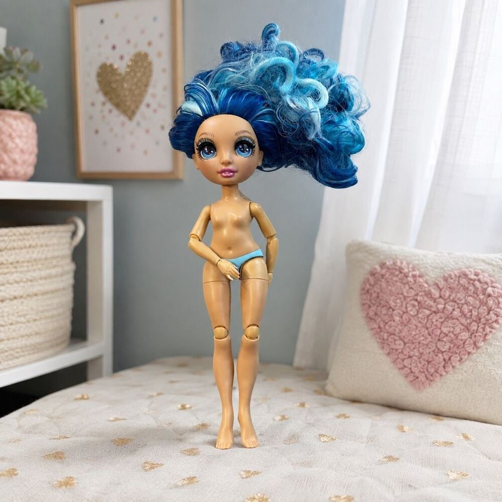 Rainbow High Fantastic Fashion Skyler Bradshaw Nude Articulated Doll Blue Hair
